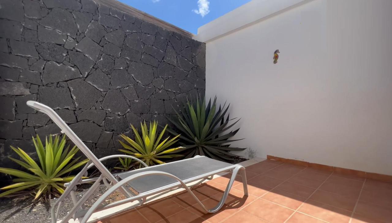 Villa Citrus - Playa Blanca, Private Heated Pool, Air Conditioner Exterior photo